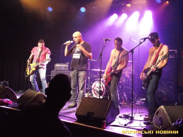 Каркасон. На пан рок концерті